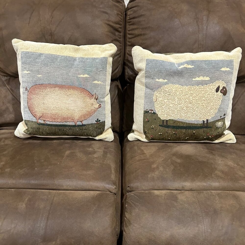 Two Farmyard Woven Decorative 18" Throw Pillows Sheep Pig Farmhouse Country EUC